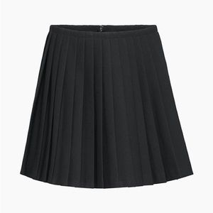 NWT Sunday Best Epiphany Pleated Skirt Artizia size 6